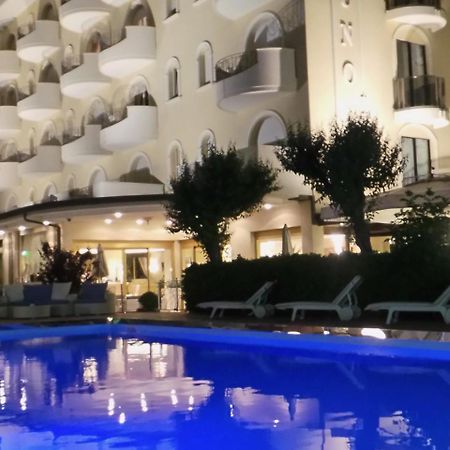 Hotel Nettuno 체르비아 외부 사진