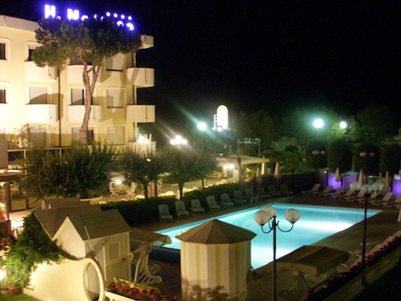 Hotel Nettuno 체르비아 외부 사진